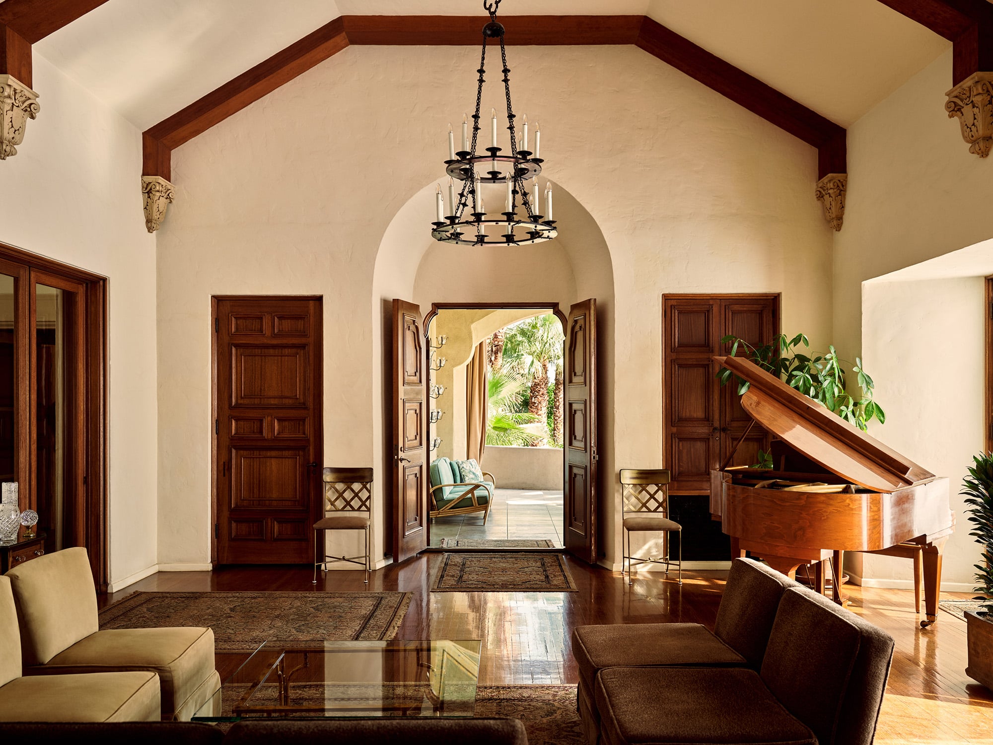 the willows hotel interior