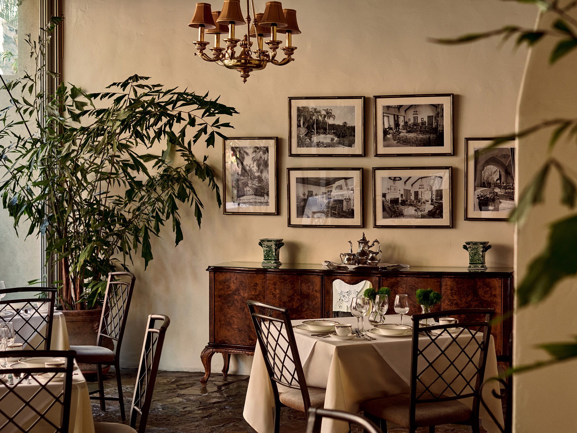 the willows hotel interior