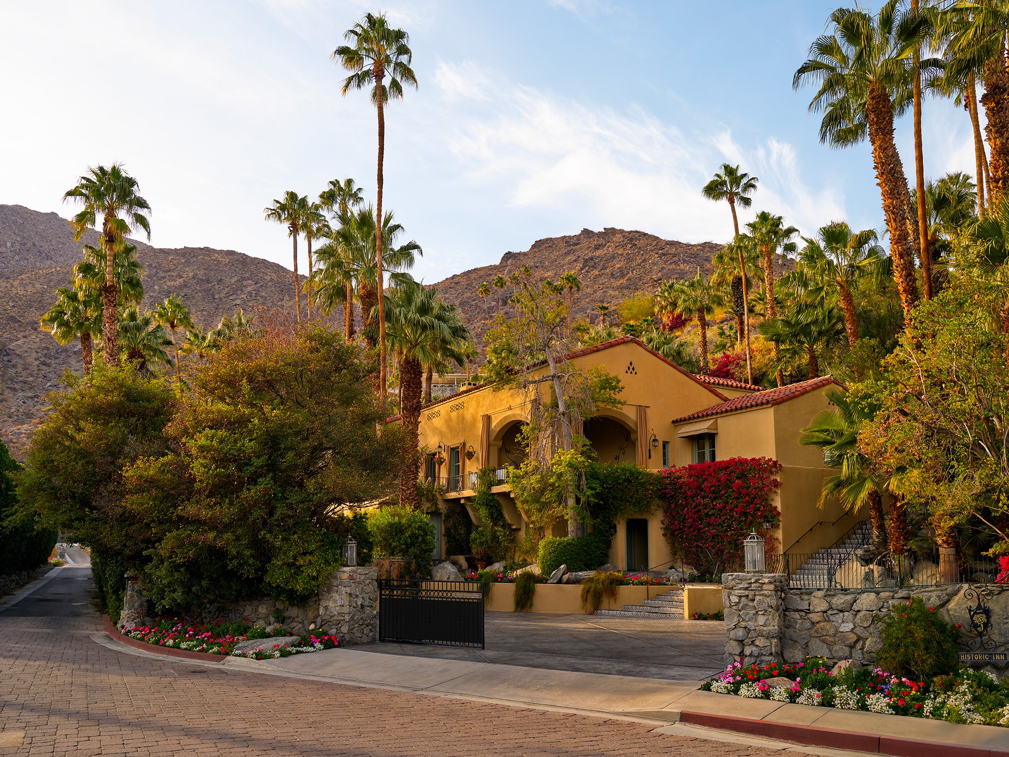 the willows hotel exterior